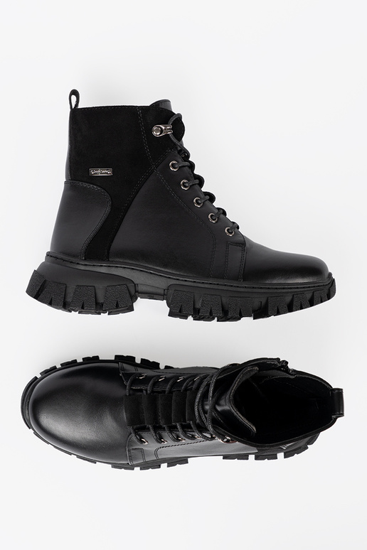 msuud lumesaapad z masysisseną podeszsisseą i susisseakiem Sergio Leone