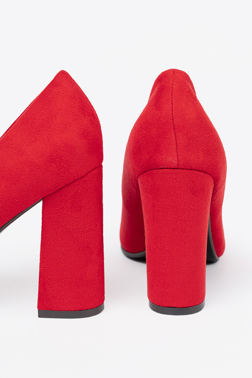 Klassikalise mudeli Punane poolsaapad z zaokrąglonym noskiem