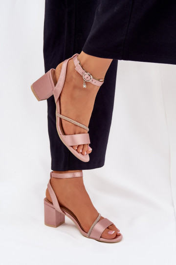 Roosa naiste kõrged kontsad säravate detailidega, Vinceza 20268