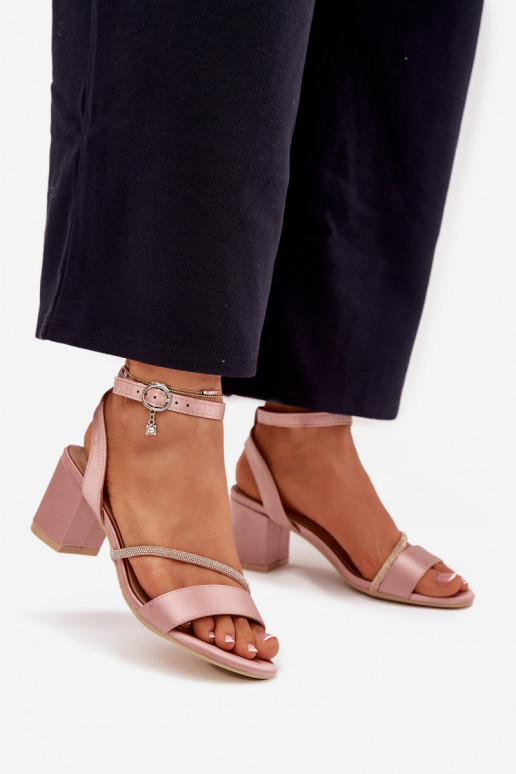 Roosa naiste kõrged kontsad säravate detailidega, Vinceza 20268