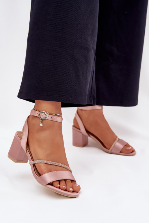 Roosa naiste kõrged kontsad säravate detailidega, Vinceza 20268