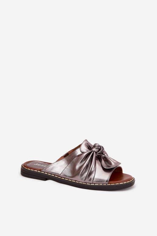 naiste plätud laiade nööridega halli värvi Nelvira