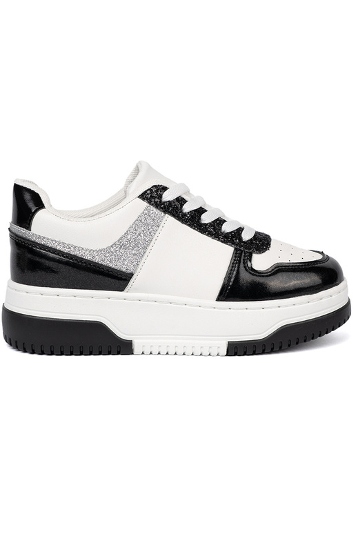 Must-valge värv Pealiste kingad z połyskującymi hõbedanemi detalami