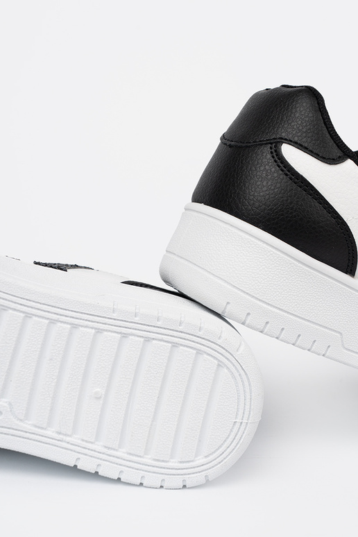 Stiilne must-valge värv Pealiste kingad z säraosisseymi sissestasissekami