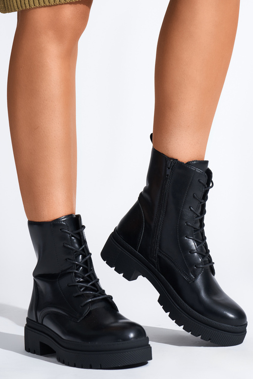 msuud pitsitud naiste saapad