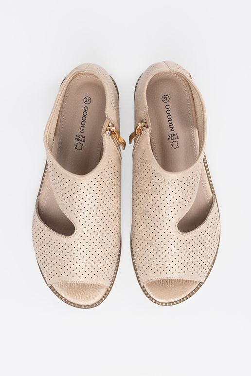 Kuldset värvi kingad ažuurne tasasel tallal