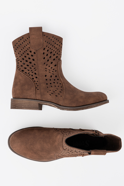 Ažuurne pruunid värvi lumesaapad