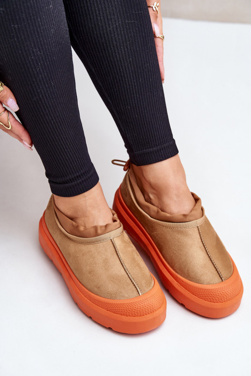 nööpidega lumesaapad Pealiste omad platvormiga Sellel ondala ülaosaga pruunid värvi Izamine