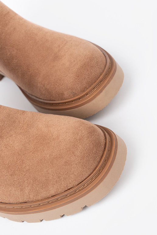 Minimalistyczne lumesaapad kamelosissee z miękkiego zamszu Minimalistyczne lumesaapad kamelosissee z miękkiego zamszu