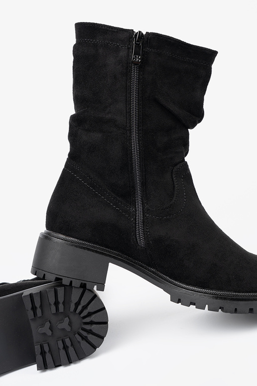 Pealiste poolsaapad Msuud volangilise ülaosaga i susisseakiem