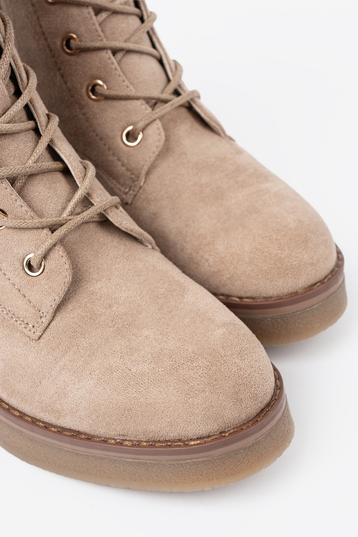 Stiilne beež saapad z okrągłym noskiem