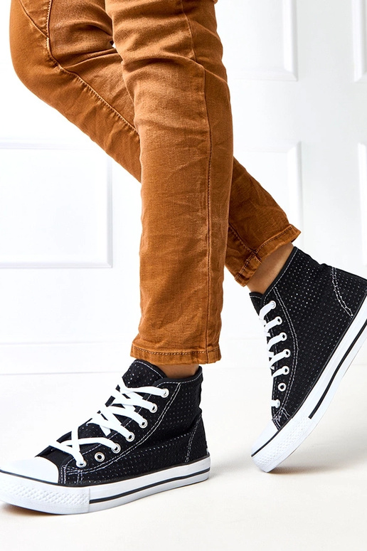 Mustad avatud saapad "Taris"