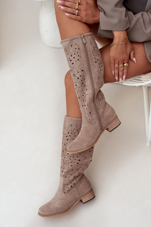Ažuurne naiste pika säärega saapad Sellel ondala kontsaga Eco Suedeosissee Nööpidega Lossi juurde beeži värvi Orchides