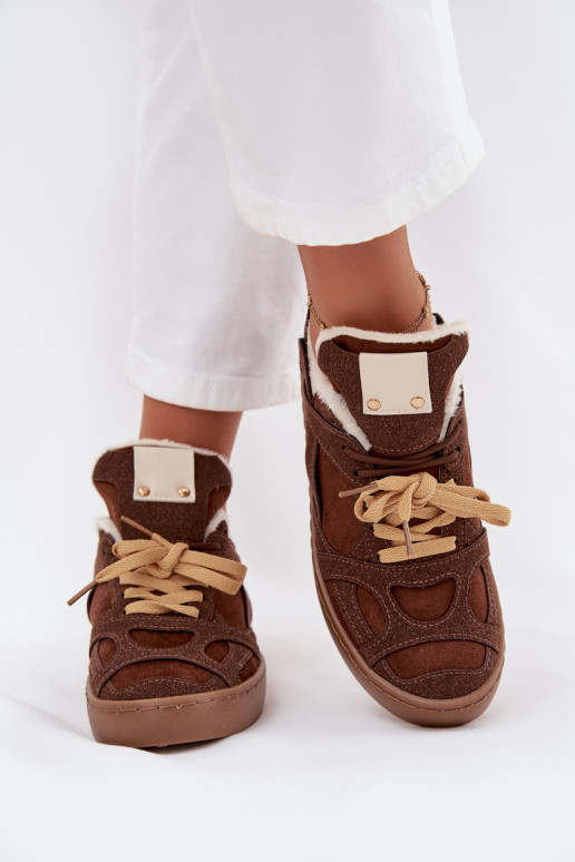 Sneakers tüüpi jalanõud Pealiste omad platvormiga voodriga karusnahaga pruunid värvi Solvia