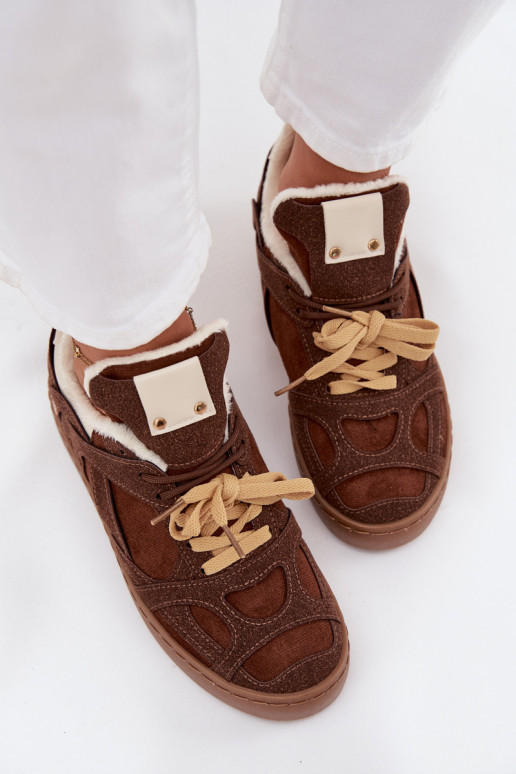 Sneakers tüüpi jalanõud Pealiste omad platvormiga voodriga karusnahaga pruunid värvi Solvia