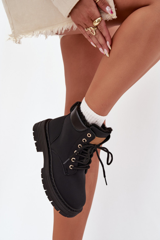 jalanõud Pealiste omad voodriga karusnahaga Lossi juurde msuud Tharika