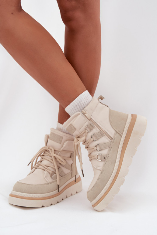 Pealiste poolsaapad platvormiga Elevandiluu värvi Liorae Pealiste poolsaapad platvormiga Elevandiluu värvi Liorae