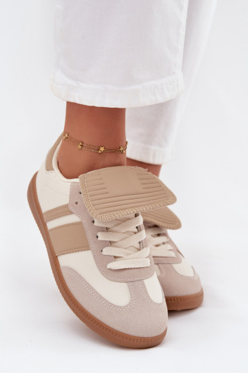 Sellel ondal Sneakers tüüpi jalanõud Pealiste omadINysisseiniętym Językiem beeži värvi Ardira