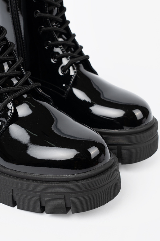 msuud lakitud saapad na masysissenej podeszsisseie