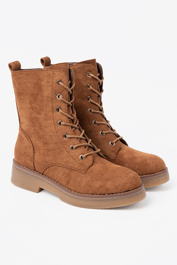 Mugav saapad sisse kolorze karmelosisseym tasasel tallal