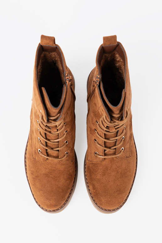 Mugav saapad sisse kolorze karmelosisseym tasasel tallal