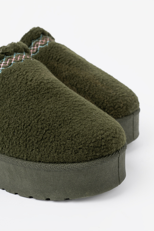 khakivärvi, miękkie kingad a'la Pealiste lumesaapad bez pięty