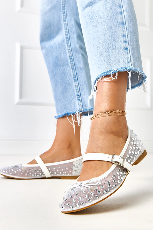 Valged võrksuured baleriinad...