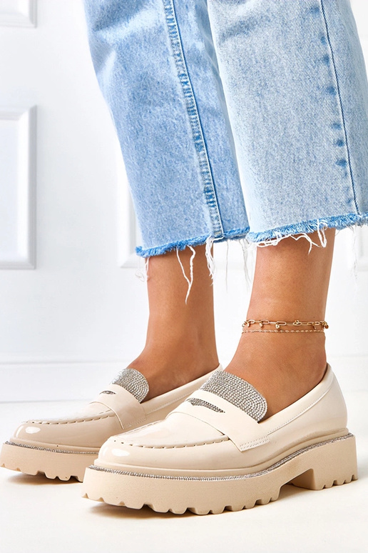 Liivakarva lakknahast mokasiinid...