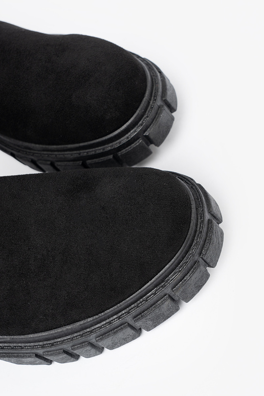 Naisten mustat mokkakengät