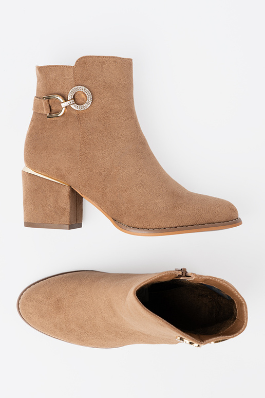 Stiilne lumesaapad sisse odcieniu eredaltpruunm ze kuldnem detalem