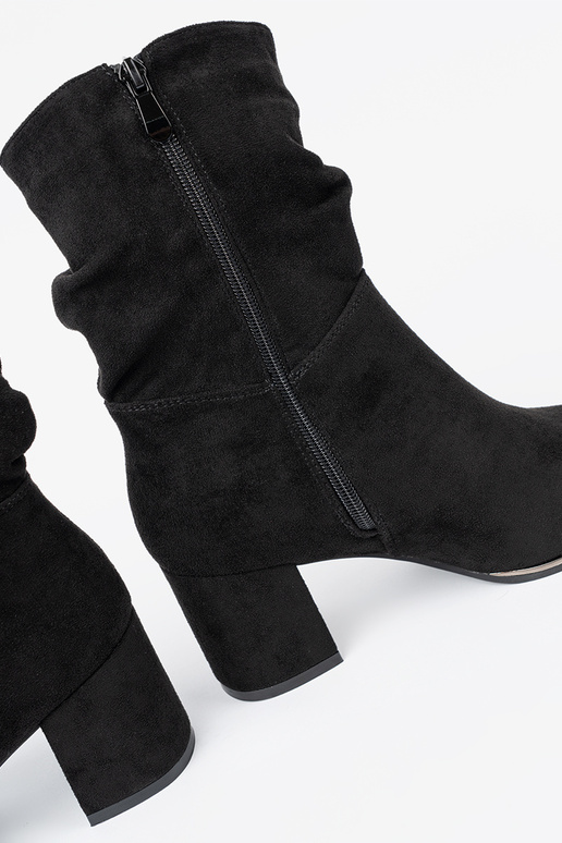 Pealiste poolsaapad seemisnahk Msuud z eleganckim marszczeniem