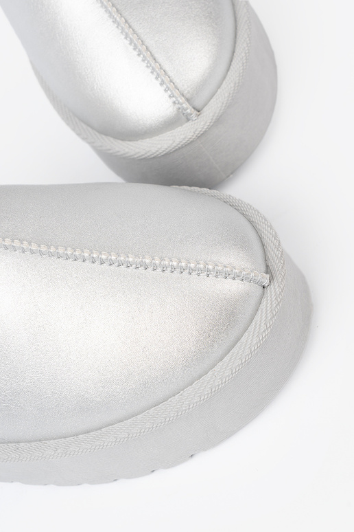 Hõbedat värvi Pealiste lumesaapad karusnahaga i platformą