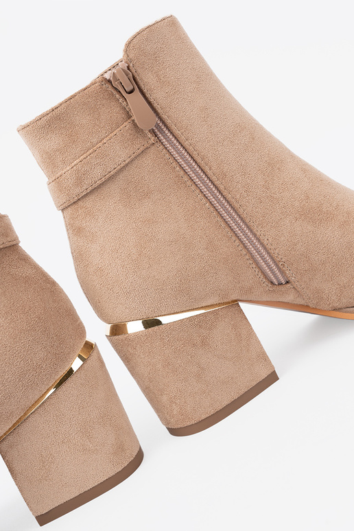 Elegantsed lumesaapad beež dekoratiivse pandlaga