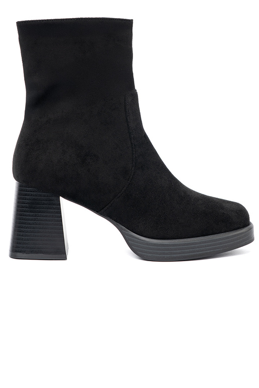 Elegantsed Msuud lumesaapad stabiilsel pulgal