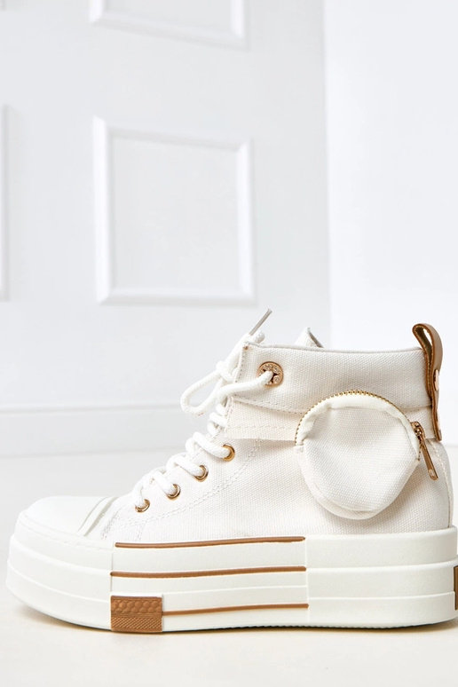 Valged kõrged sportkingad platvormiga... Valged kõrged sportkingad platvormiga...