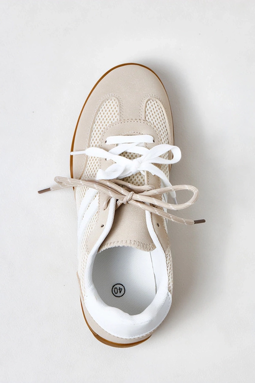 Liivakarva võrkkangast spordijalatsid... Liivakarva võrkkangast spordijalatsid...