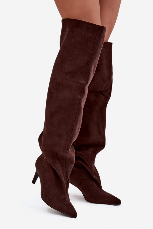 naiste pika säärega saapad kõrge jämeda kontsaga Slip-on Czekoladosissee Sellel onvilla