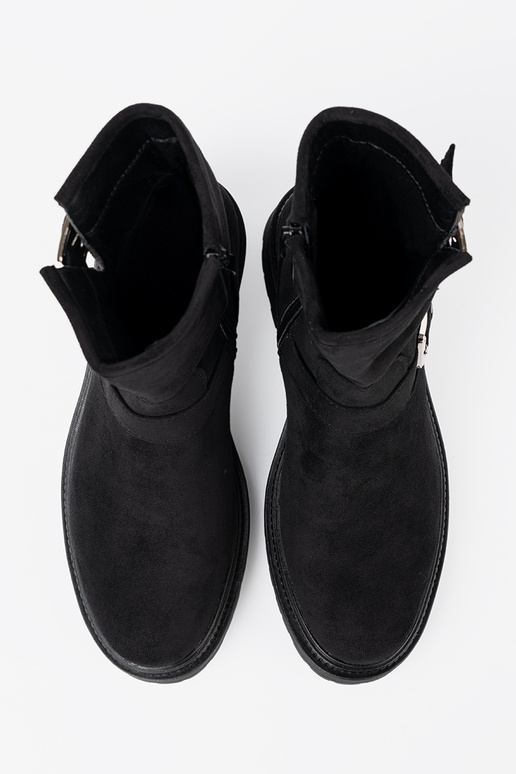 Nosisseoczesne Msuud lumesaapad ze hõbedanemi klamrami