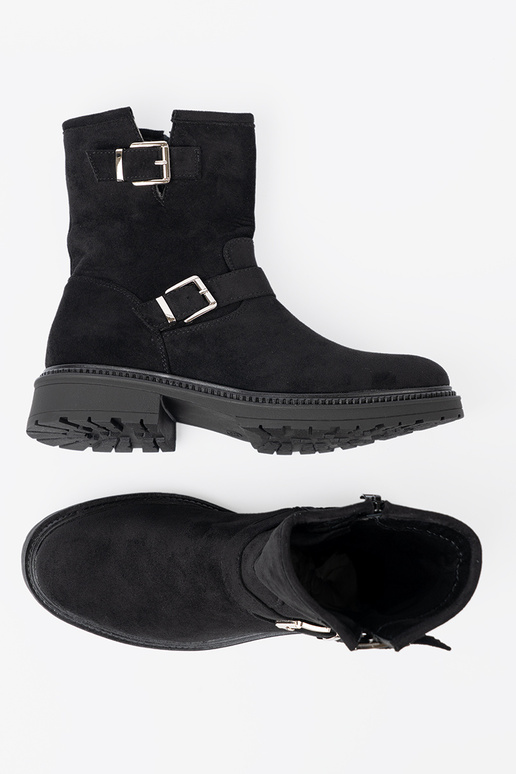 Nosisseoczesne Msuud lumesaapad ze hõbedanemi klamrami