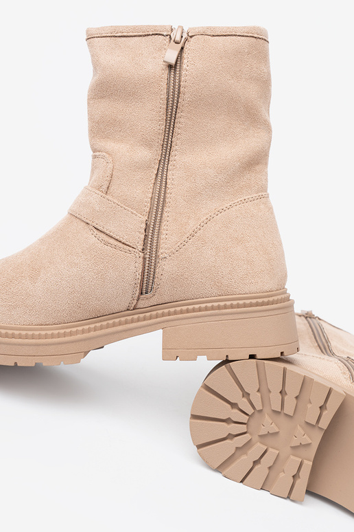 Stiilne jsnobeež lumesaapad dekoratiivsete pannaldega