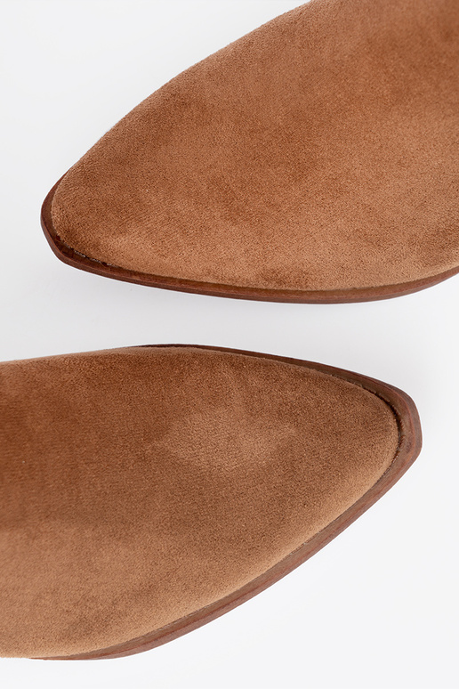 pruunid värvi naiste saapad o klasycznym kroju pruunid värvi naiste saapad o klasycznym kroju