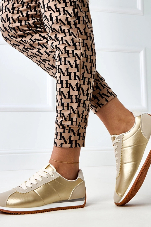 Liivakarva spordijalatsid liivakarva... Liivakarva spordijalatsid liivakarva...