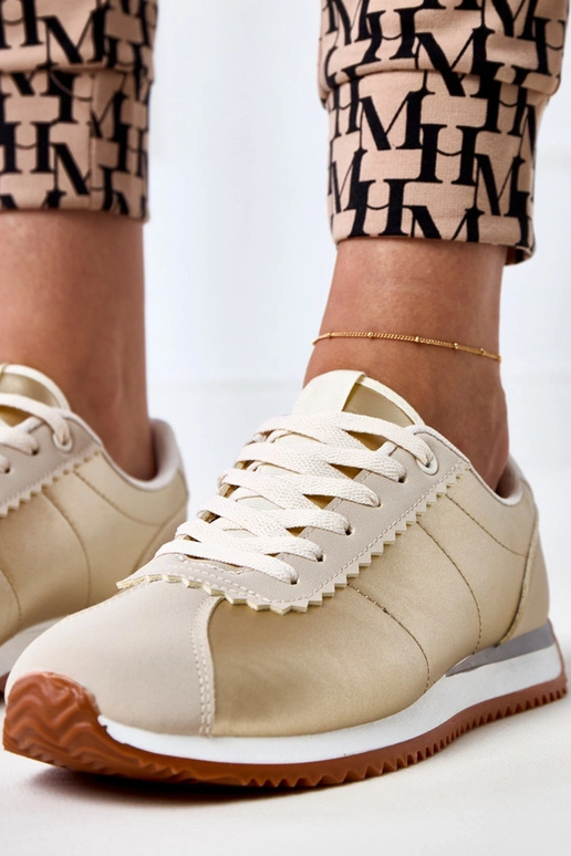 Liivakarva spordijalatsid liivakarva... Liivakarva spordijalatsid liivakarva...