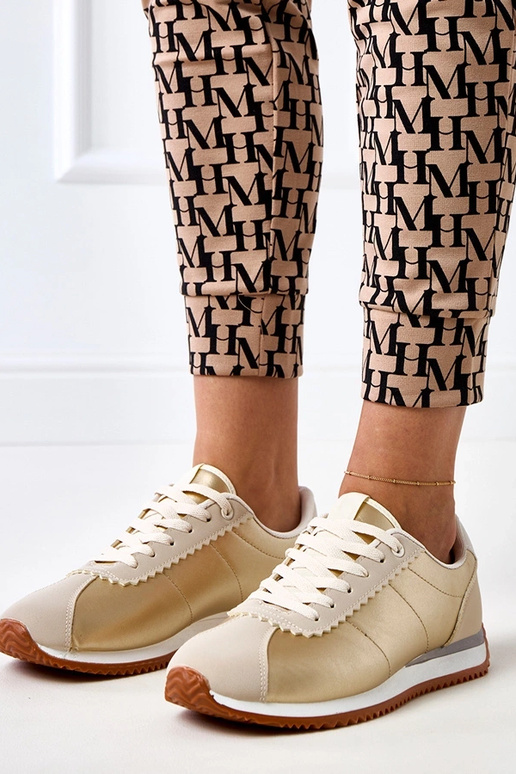 Liivakarva spordijalatsid liivakarva... Liivakarva spordijalatsid liivakarva...