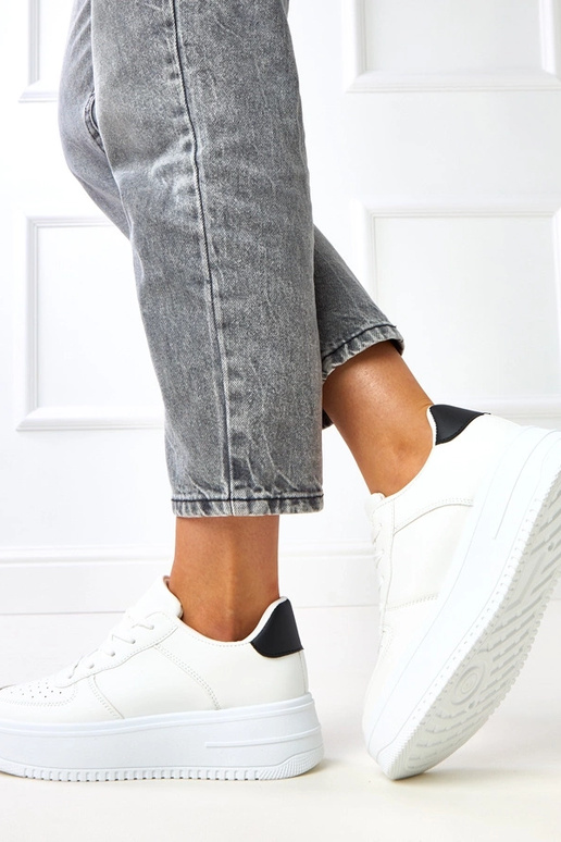 Balti platvormi spordijalatsid musta... Balti platvormi spordijalatsid musta...