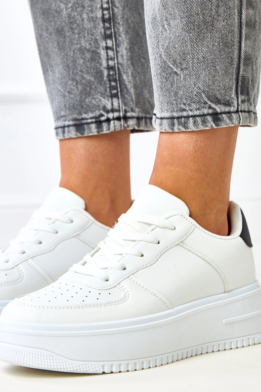 Balti platvormi spordijalatsid musta... Balti platvormi spordijalatsid musta...