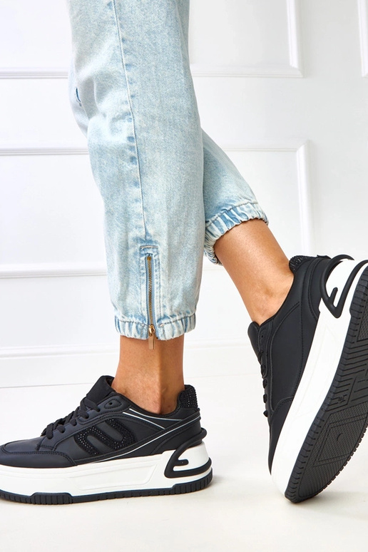 Mustad platvormi tossud tsirkoonidega... Mustad platvormi tossud tsirkoonidega...