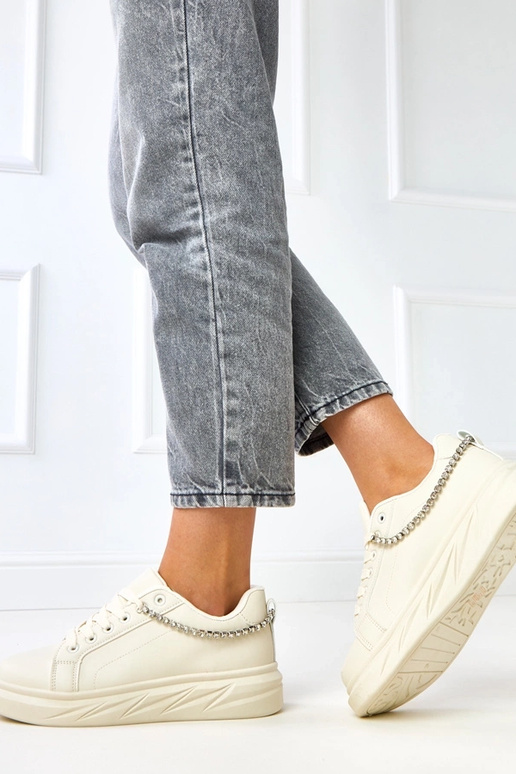 Beežid platvormi tossud dekoratiivse... Beežid platvormi tossud dekoratiivse...