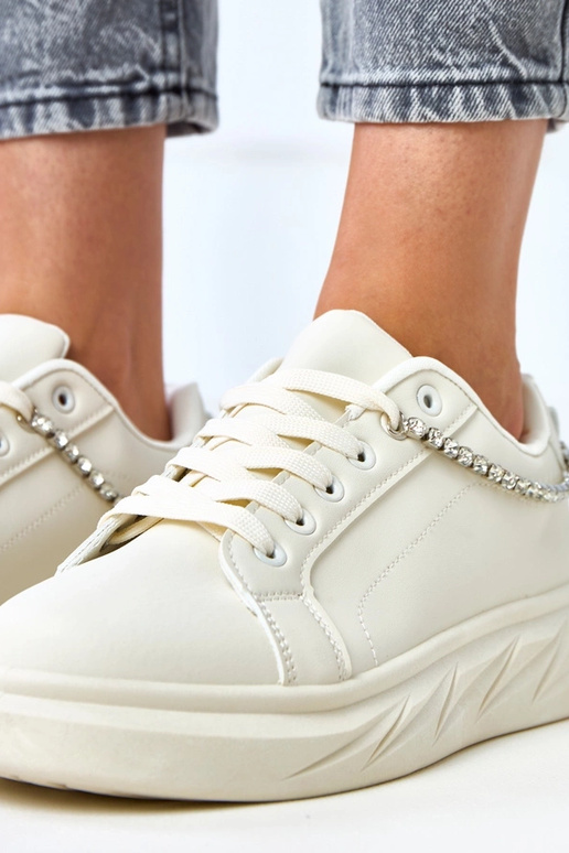 Beežid platvormi tossud dekoratiivse... Beežid platvormi tossud dekoratiivse...