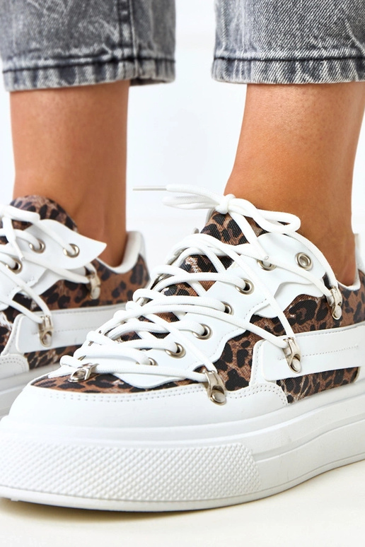 Valged platvormi tossud... Valged platvormi tossud...